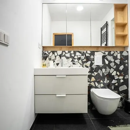 Urbanvibe Centrum | Stylish 2br Hideaway * Varsovia