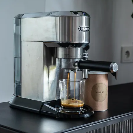 Oomph Urbanvibe Centrum Stylish 2br Hideaway